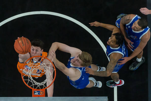 而拜尔作为 而拜尔作为