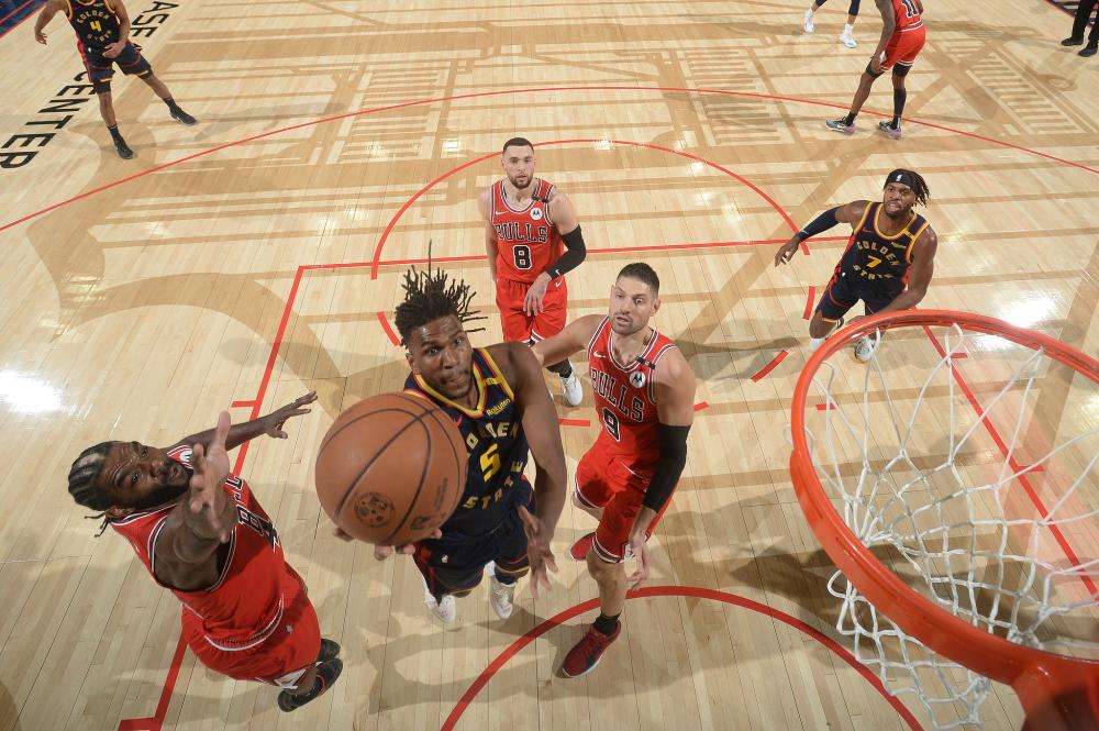 北京老将翟晓川拦住队友卷入赛后冲突 这是队长该有的样子